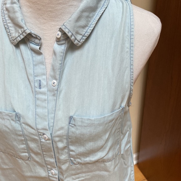 Rag Poet | denim sleeveless blouse, light blue, Sz M - Picture 2 of 6